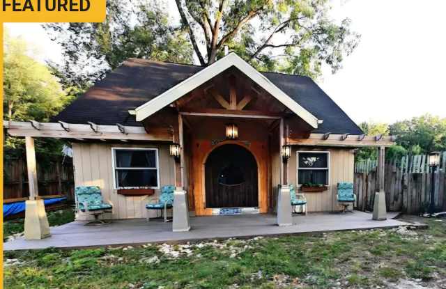 10426 Vistula Rd - 10426 Vistula Road, St. Joseph County, IN 46561