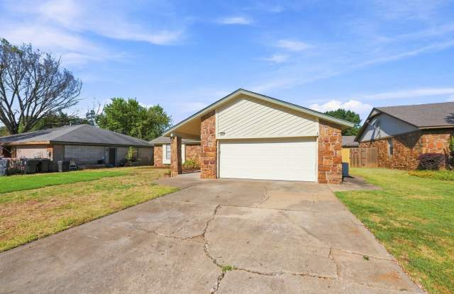 Charming 3 bed, 2 bath home in desirable Indian Springs area photos photos