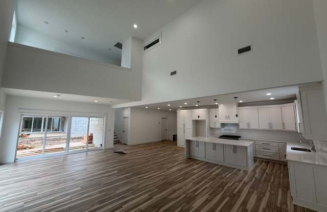 916 Sang Gallery 3