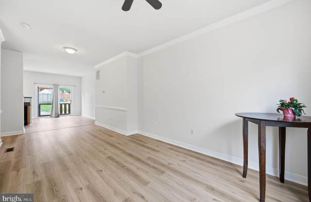 15364 BRONCO Way Gallery 3