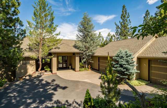 Large home in gated Awbrey Glen neighborhood photos photos