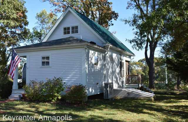 452 Forest Beach Road Gallery 2