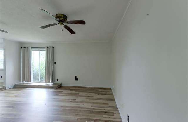 3503 Old Oaks Drive Gallery 4