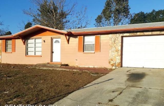 9295 Kent St - 9295 Kent Street, Spring Hill, FL 34606