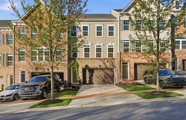 15816 Swanscombe Loop photos photos