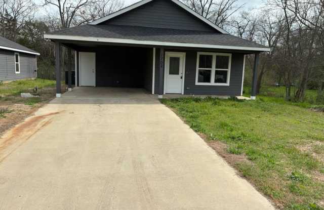 1702 Clark St photos photos