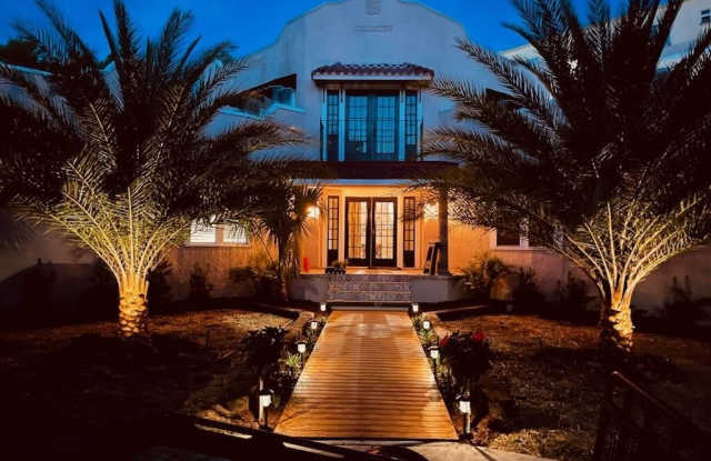 746 N Halifax Avenue - 746 North Halifax Avenue, Daytona Beach, FL 32118