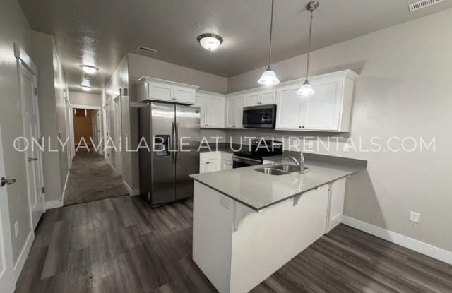 4166 W 1850 N Gallery 3