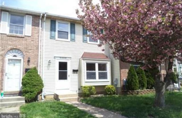 5406 KING ARTHUR CIRCLE - 5406 King Arthur Circle, Rossville, MD 21237