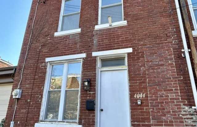 4044 Geneva St photos photos 4044 Geneva St photos photos