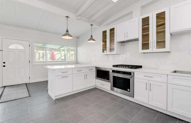 1680 Seacoast Drive #B - 1 Gallery 3