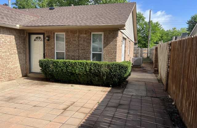 2241 Donna Drive - 2241 Donna Drive, Norman, OK 73071