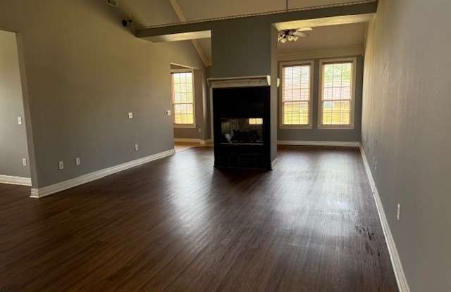 308 NE Cobblestone Lane Gallery 3
