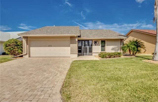 11115 Caravel Circle - 11115 Caravel Circle, Iona, FL 33908