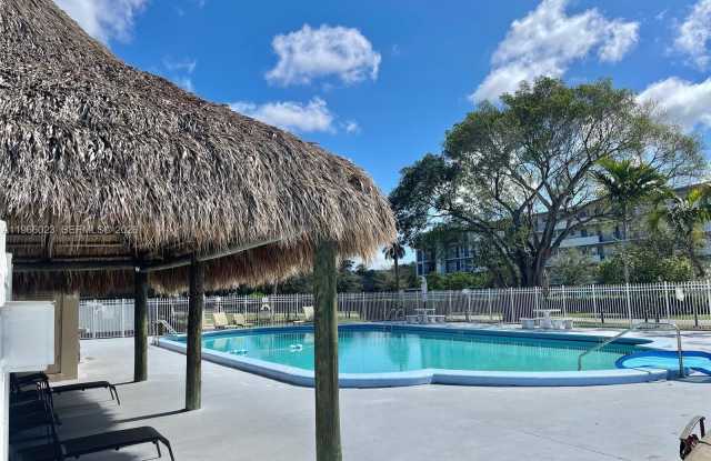 4700 Washington St photos photos