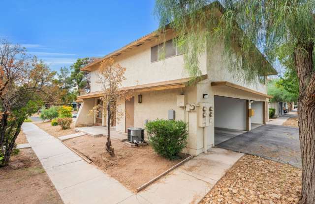 Convenient Two-Story Condo Near UNLV & the Las Vegas Strip! Gallery 1