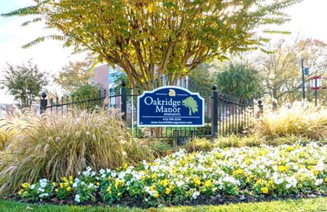 Oakridge Manor photos photos