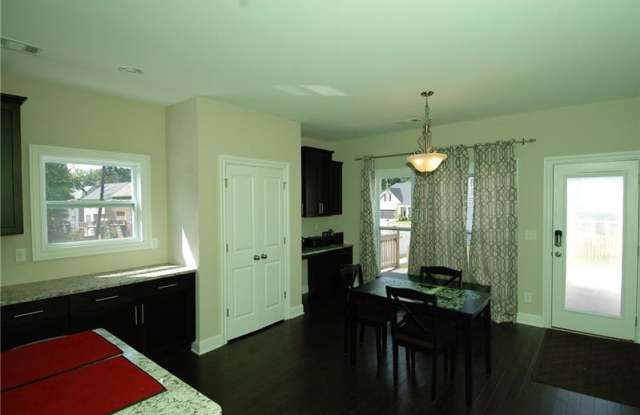 1533 Bungalow Lane Gallery 4
