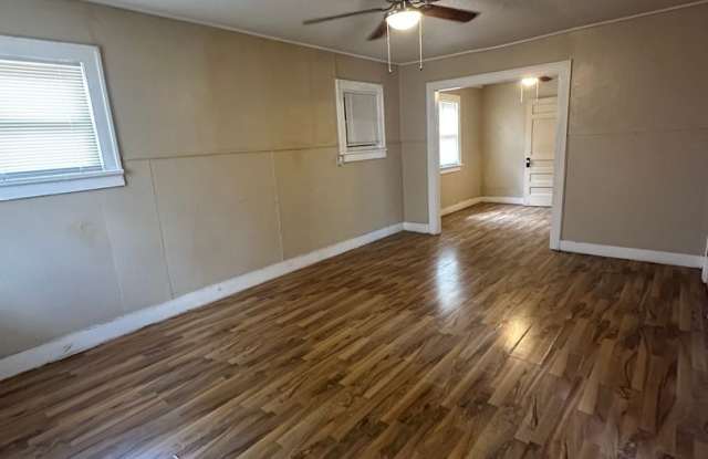 1112 S Hayden Duplex Gallery 3
