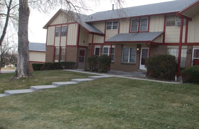 7962 W Glasgow Pl - 7962 West Glasgow Place, Columbine, CO 80128