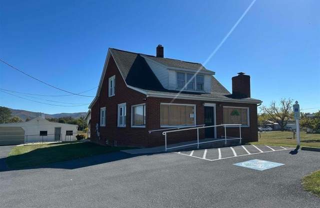 11566 MODEL Road photos photos