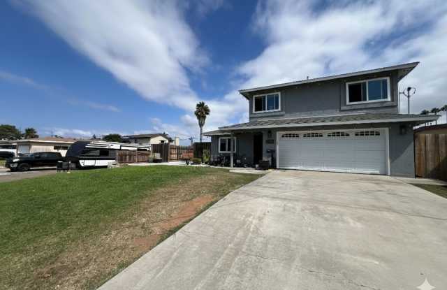 Two story 3 bedroom/2.5 bath home on corner lot in Imperial Beach - 1051 10th Street, Imperial Beach, CA 91932 Two story 3 bedroom/2.5 bath home on corner lot in Imperial Beach - 1051 10th Street, Imperial Beach, CA 91932