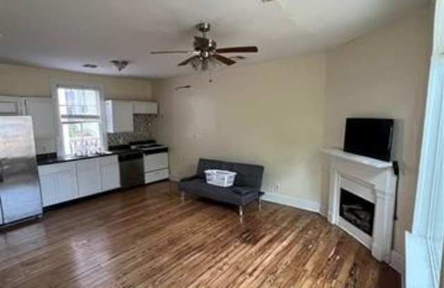 1122 NAPOLEON Avenue Gallery 2