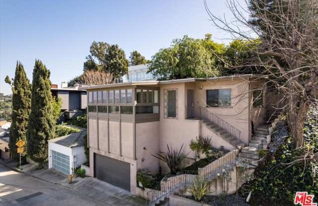 2051 Kenilworth Ave photos photos