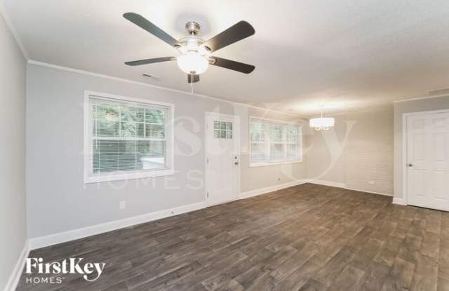 2521 Skyland Drive Gallery 3