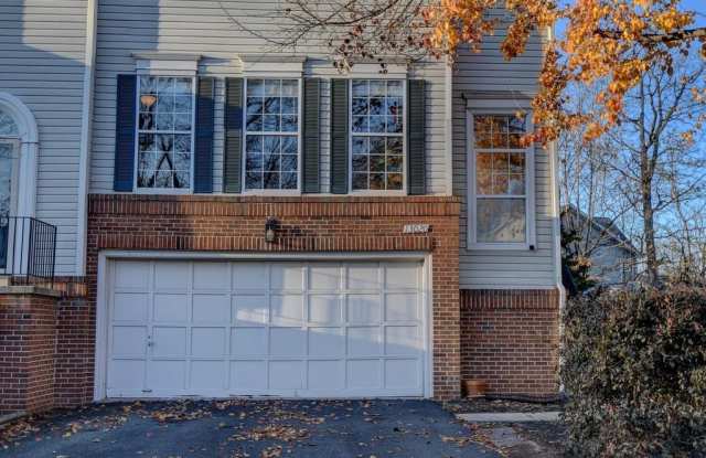 13020 QUARTZ Lane - 13020 Quartz Lane, Fairfax County, VA 20124