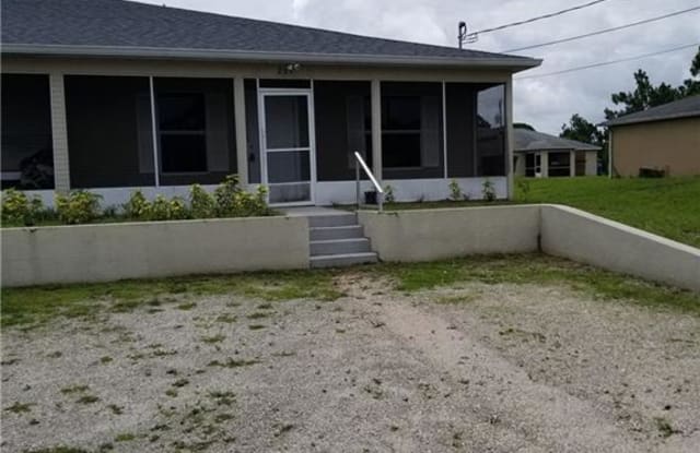 207 Ichabod AVE S - 207 Ichabod Ave S, Lehigh Acres, FL 33973