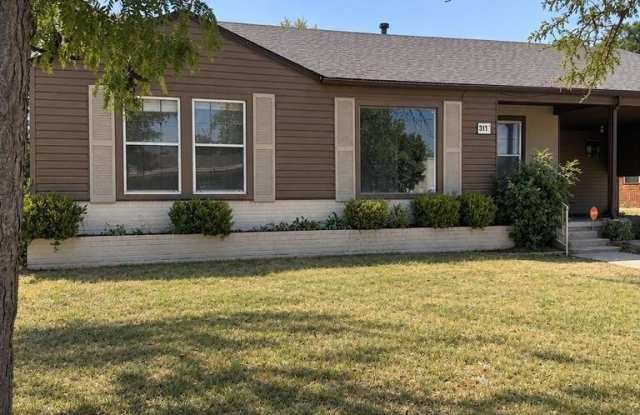 311 Casa Grande Dr photos photos