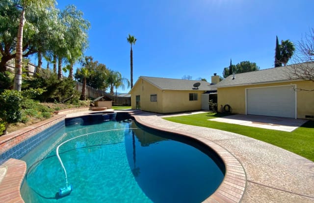 41054 Via Halcon - 41054 Vía Halcon, Temecula, CA 92591