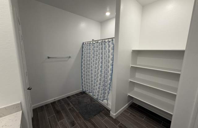 5842 East Axle Lane Gallery 3