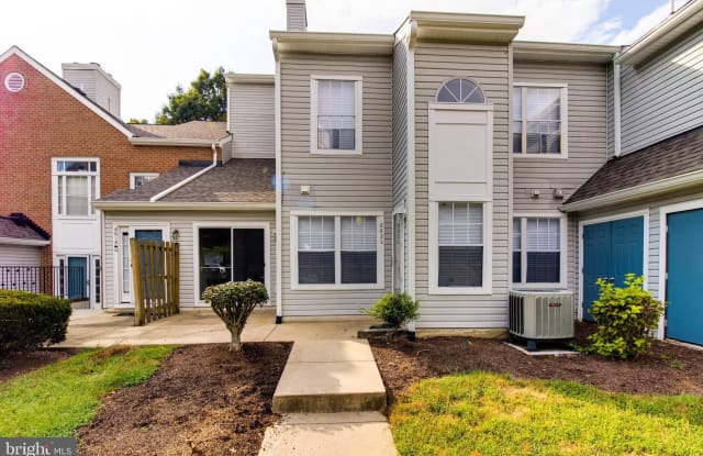 8620 DEVON HILLS DRIVE - 8620 Devon Hills Drive, Oxon Hill, MD 20744