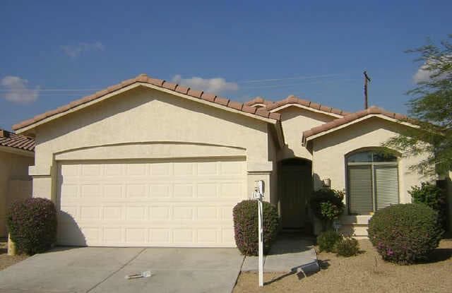 1024 E Susan Ln - 1024 East Susan Lane, Tempe, AZ 85281