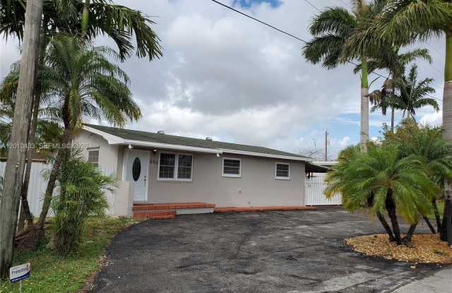 690 SW 120th Ave photos photos