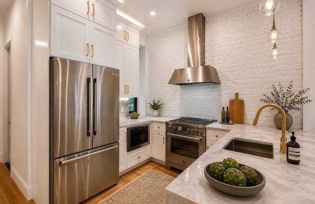 348   Lafayette Ave photos photos