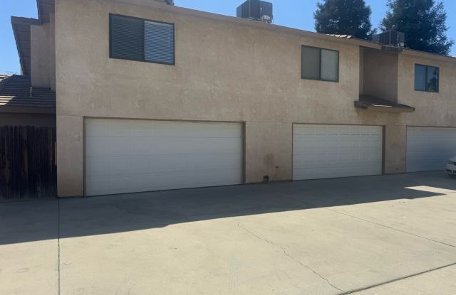 8200 Laborough Drive - B Gallery 2
