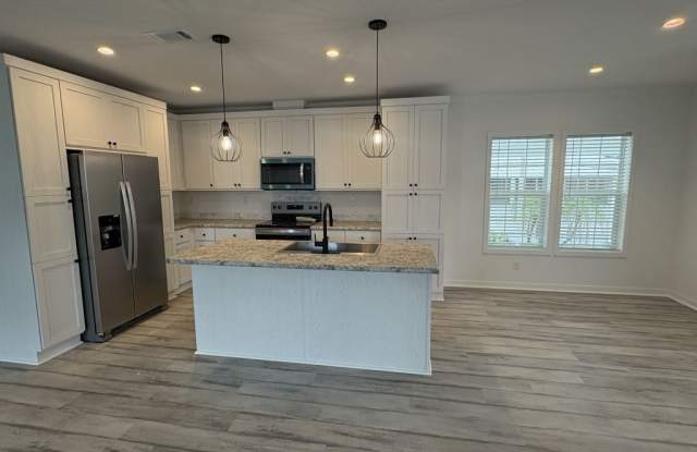 3055 Lamplighter Drive Gallery 2