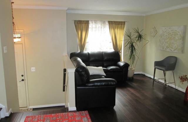 13544 SIERRA DRIVE Gallery 4