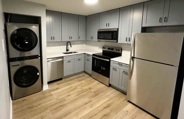 1000 Orchard Apartments - Luxury and Convenience in Mundelein! photos photos