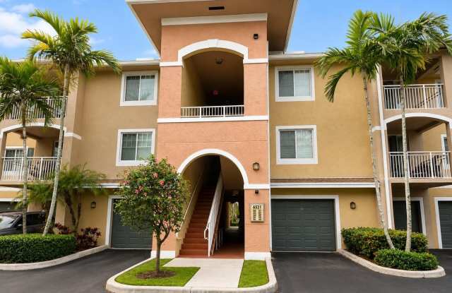 6521 Emerald Dunes Drive Gallery 3