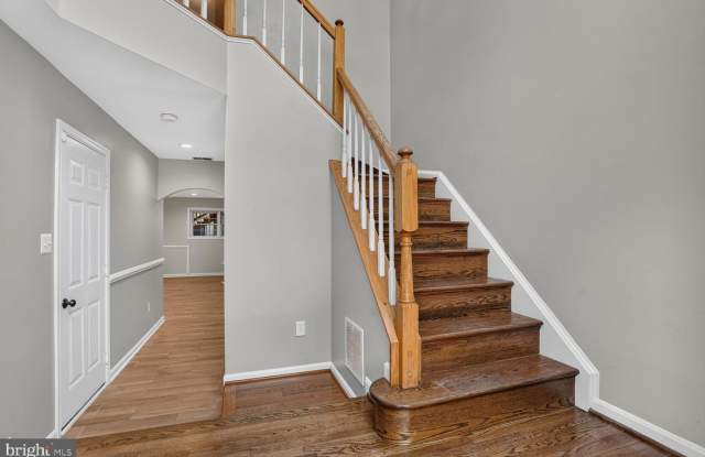 6638 FROST LAKE Lane Gallery 2