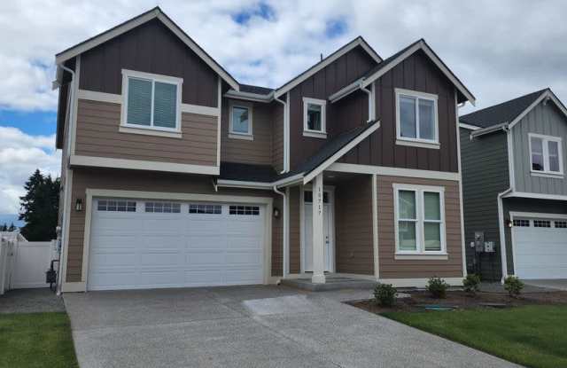 Yelm Creek Estates, Newer Construction 4 Bedroom, 2.75 Bathroom with Den photos photos Yelm Creek Estates, Newer Construction 4 Bedroom, 2.75 Bathroom with Den photos photos