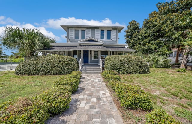 2316 West Beach Drive photos photos