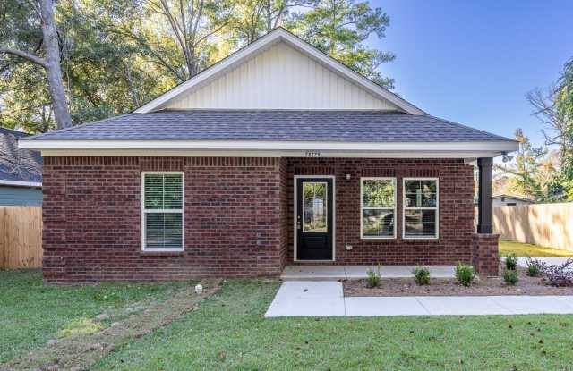 BRAND NEW CONSTRUCTION! 3-bedroom, 2-bath home on a corner lot photos photos