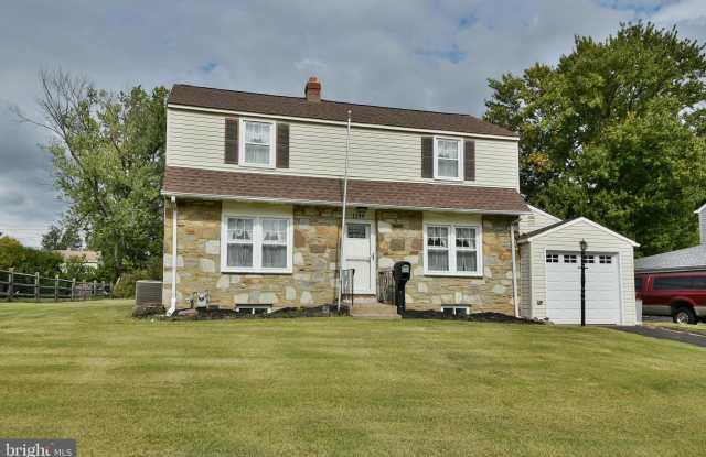 1199 CAMBRIDGE ROAD photos photos