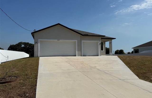 8059 Sherwood Circle Gallery 2