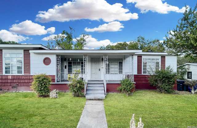 2519 Cincinnati Ave photos photos